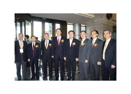 20113