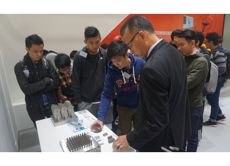 香港青年学生参观3D打印产业创新中心