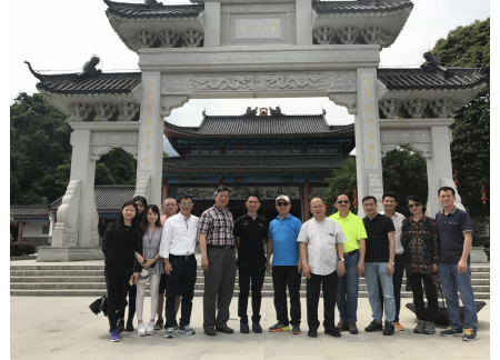5羅浮公園前大合照