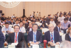 4鄭文聰主席在會場與外賓合照