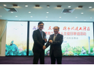 2梁振聲執委與余劍春副主席合照