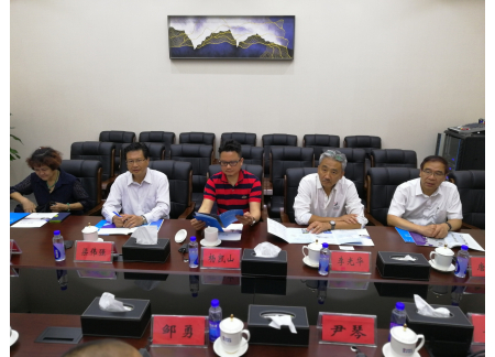 5与香洲区投资促进中心座谈
