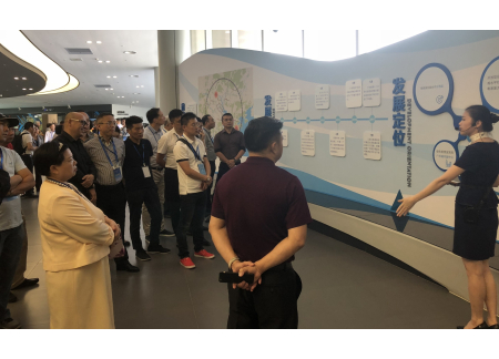参观南沙明珠湾开发建设展示馆